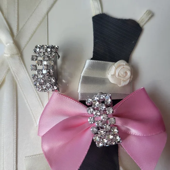 Western Germany Rhinestone Clip On Vintage Earrings ~ Costume Jewelry ~ Sparkle! - Picture 4 of 16